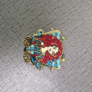 P022 princess pin